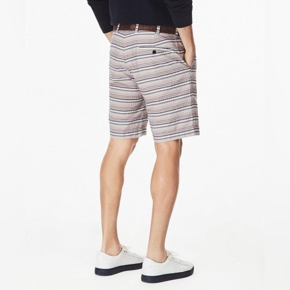 Brooks Brothers multi-stripe sear sucker mens 9” inseam shorts Sz-32. NWT T7 - Picture 2 of 12